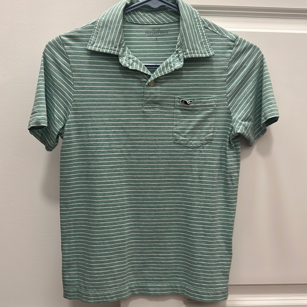 Boys Vineyard Vines green/ stripped polo. Size Small 8-10.